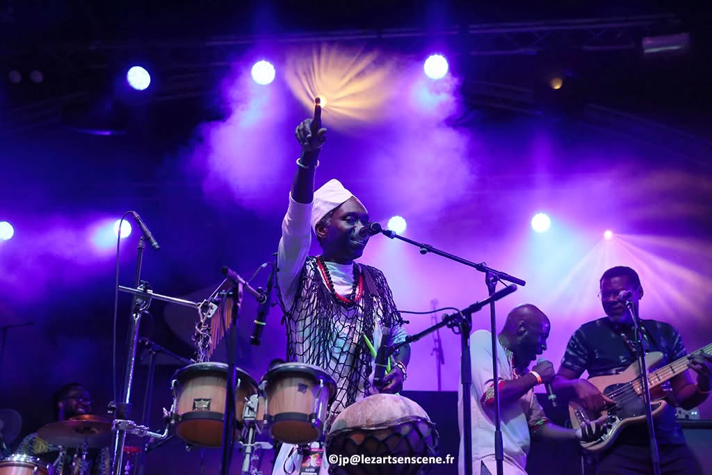 Koto Brawa en concert, photo 2